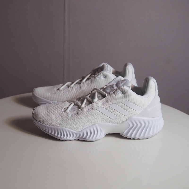 Adidas Pro Bounce Men's Low-Top Breathable Shock-Absorbing Grip-Resistant and Wear-Resistant Indoor Basketball Shoes Fw0903