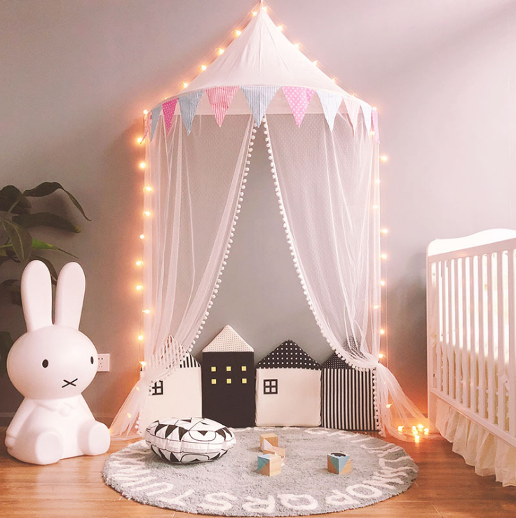 ins tremble Super fire tent girl princess style children's room crib bedroom decoration bedside ceiling mantle