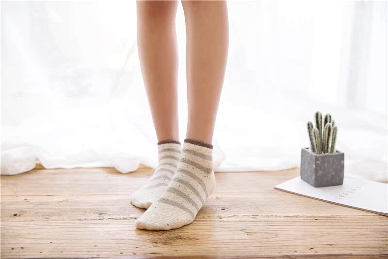 Chú thích Mùa xuân, Mùa hè, Mùa thu, Sợi, Vớ, Sọc cotton, Vớ sinh viên Nhật Bản, Retro, Vớ nữ tất dài