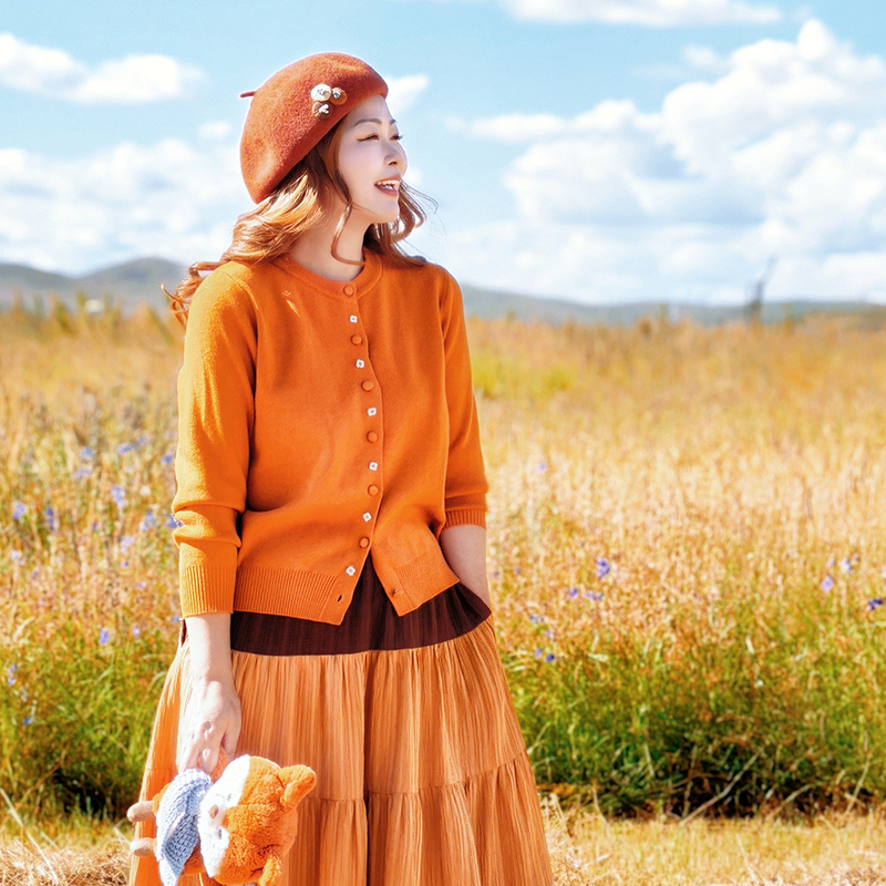 [Dong Yi's Travel Outfits] Autumn Leaf Cardigan Sweater, Round Neck Long-Sleeved Autumn Knitwear, New Autumn and Winter Styles