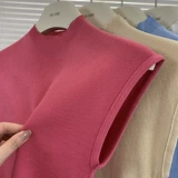 Черный цветной трикотажный летний сексуальный короткий свитер, высокий воротник, облегающий крой