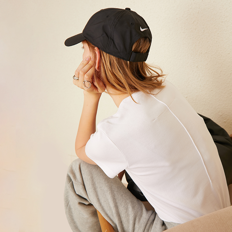 Limited Special) 2020 early spring luxury CHI products original back exquisite detail small embellishment short-sleeved T 2 colors