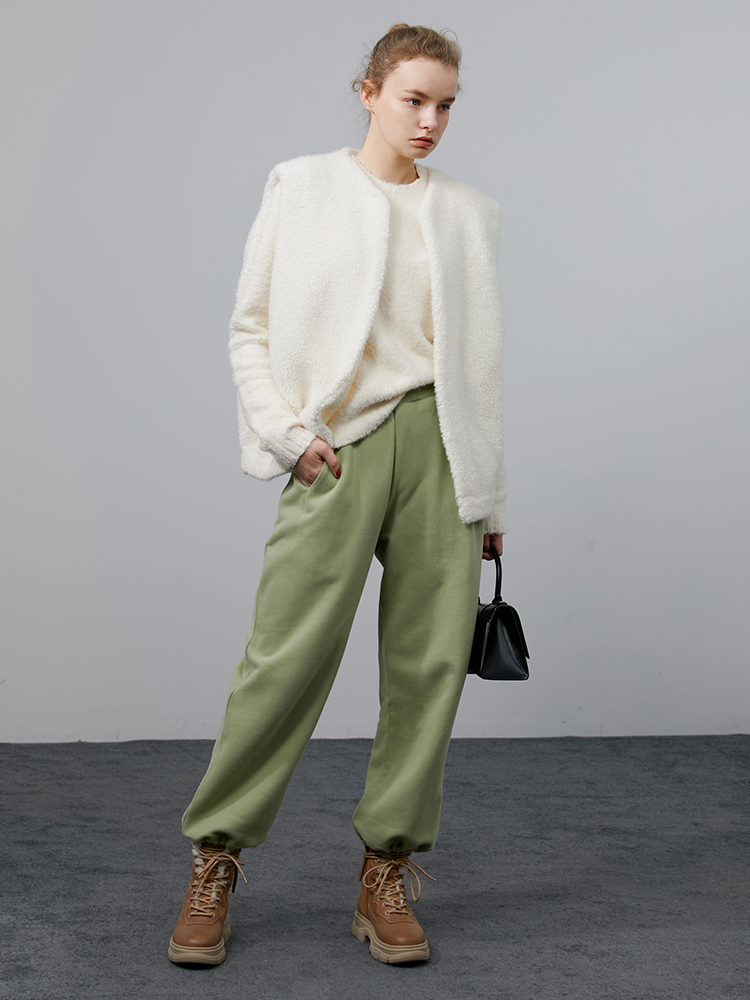 Limited to special pre) high-end homemade handsome cool type! The rear two pockets are designed with tight foot straps and suede trousers