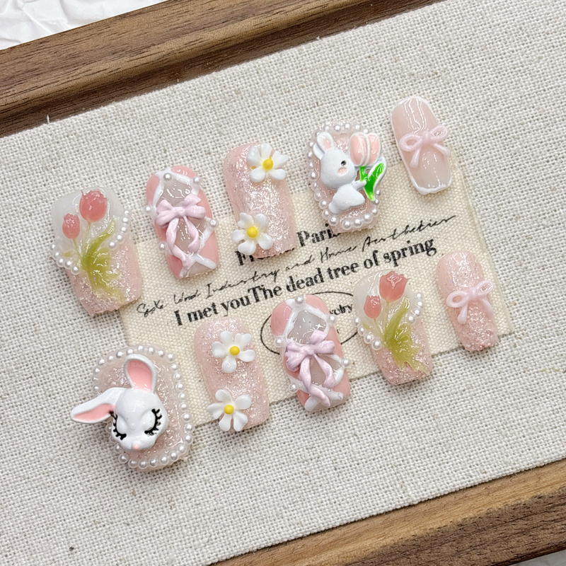 3D Rabbit Tulip Cartoon Handmade Wearable Nail Tips Sweet Fake Nails Short Square Round Almond Nails