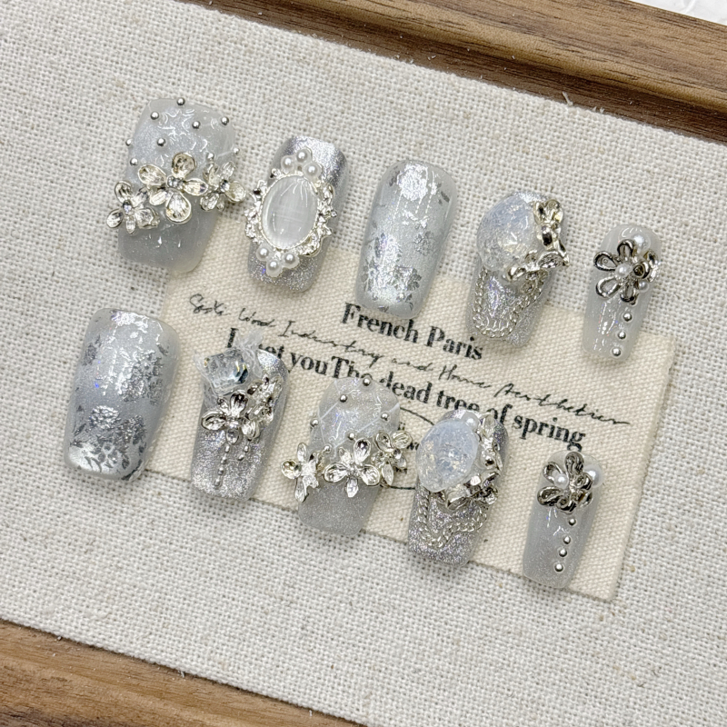 Iceberg Silver-White Flower Handmade Press-On Nails Cat Eye Dazzling Daily Nude Short Square Round High-End Whitening Almond Iceberg Silver-White Flower Handmade Press-On Nails Cat Eye Dazzling Daily Nude Short Square Round High-End Whitening Almond