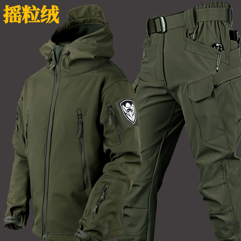 Winter Outdoor Two sets Catch Suede Softshell Submachine Clothing Suit Men Windproof Tactical Jacket Plus Suede Thickened Jacket Autumn-Taobao