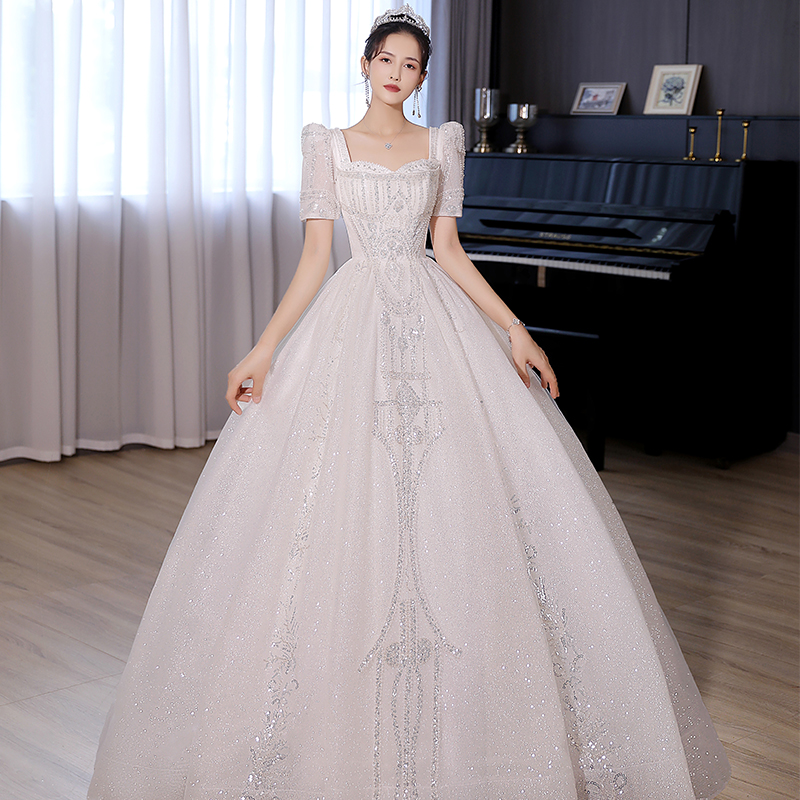Wedding 2024 new bride's winter female hero yarn French court high -end texture, shoulder light yarn heavy work luxury Wedding 2024 new bride's winter female hero yarn French court high -end texture, shoulder light yarn heavy work luxury
