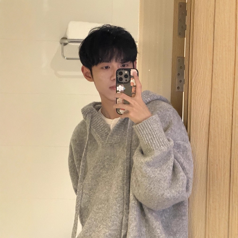 American-Style Hooded Knit Sweater Jacket for Men, Autumn Trendy Brand Light Gray Couple Sweater, High Street Lazy Style Versatile Top American-Style Hooded Knit Sweater Jacket for Men, Autumn Trendy Brand Light Gray Couple Sweater, High Street Lazy Style Versatile Top