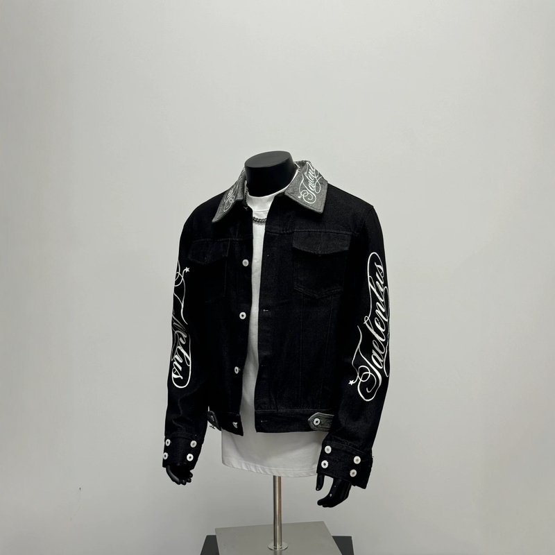26Aw* Silver Embroidered Denim Original Cowhide Jacket, Regular Shoulder, Slim Fit, Versatile, High-End Design Jacket for Men and Women