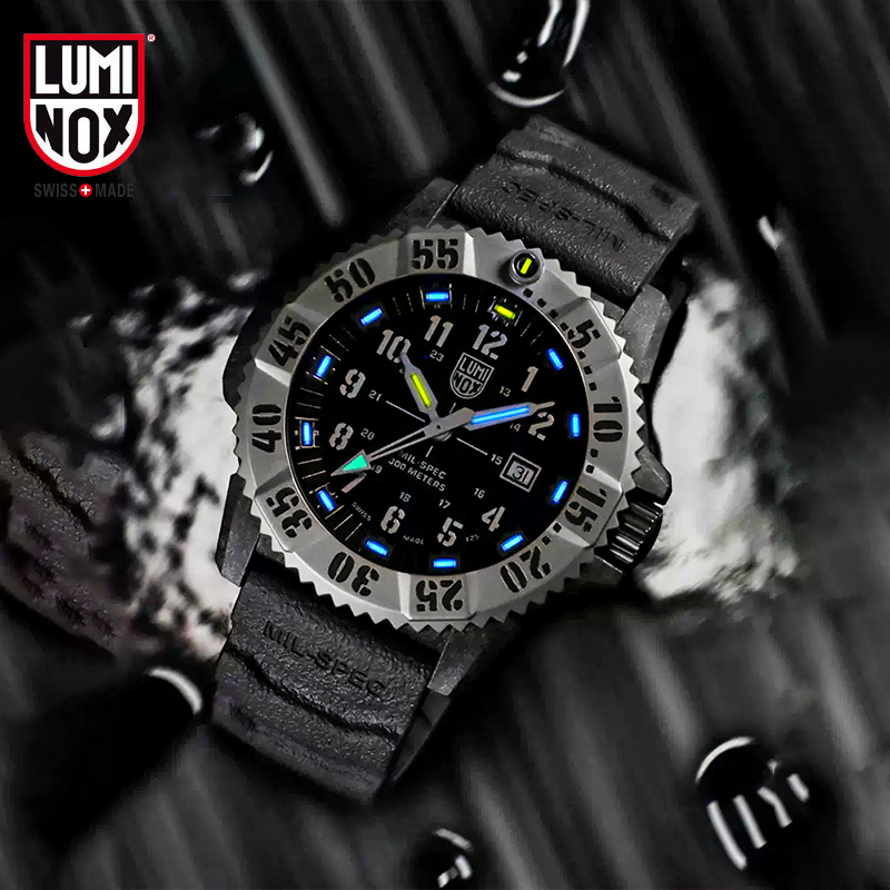 Remino time) National Defense Force military watch 3351 surface carbon brazing dimension Swiss quartz movement sports waterproof watch