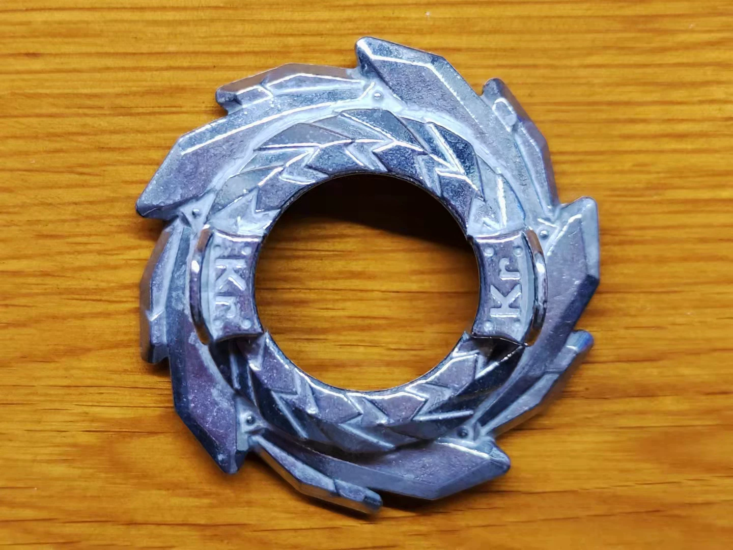Диск TOMY BEYBLADE BURST, запчасти продаются оптом, ещё не использовался