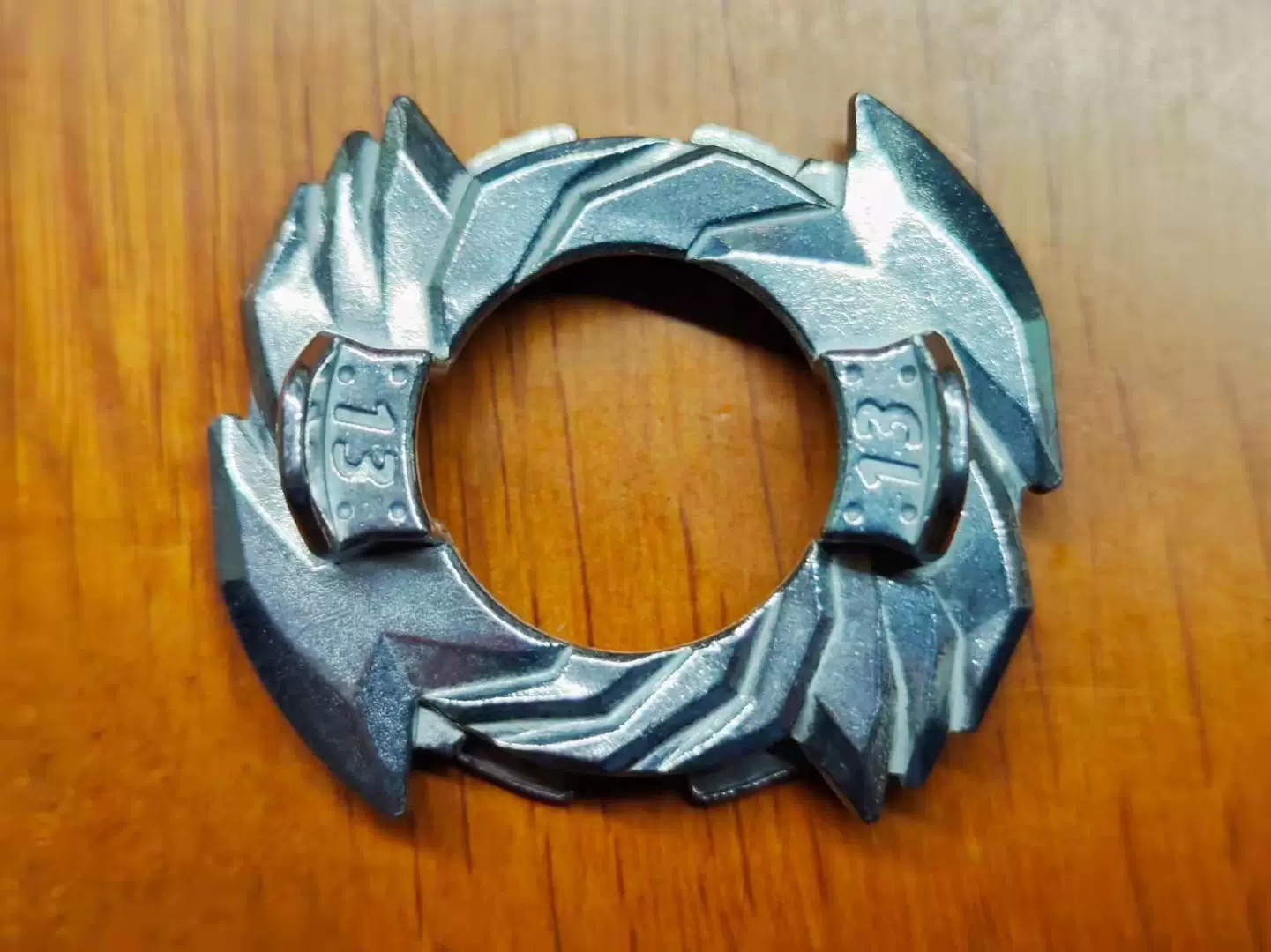 Диск TOMY BEYBLADE BURST, запчасти продаются оптом, ещё не использовался
