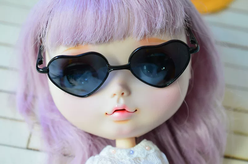 Кукла Blythe маленькая тканьная povz pullip может подарить очки очки в виде сердца любви