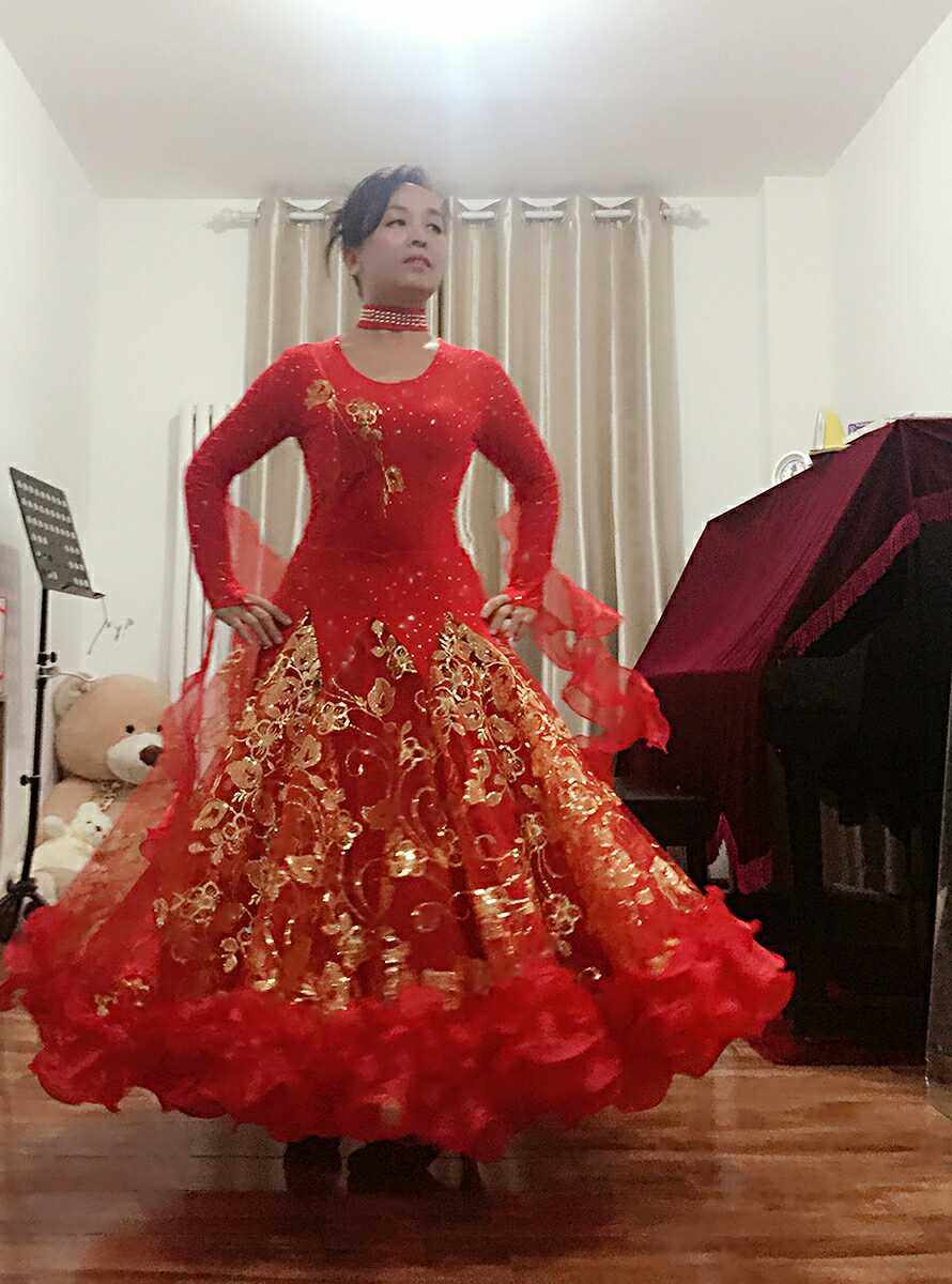 National standard dance competition dance dress Modern dance competition dance dress Social dance dress sequins custom-made