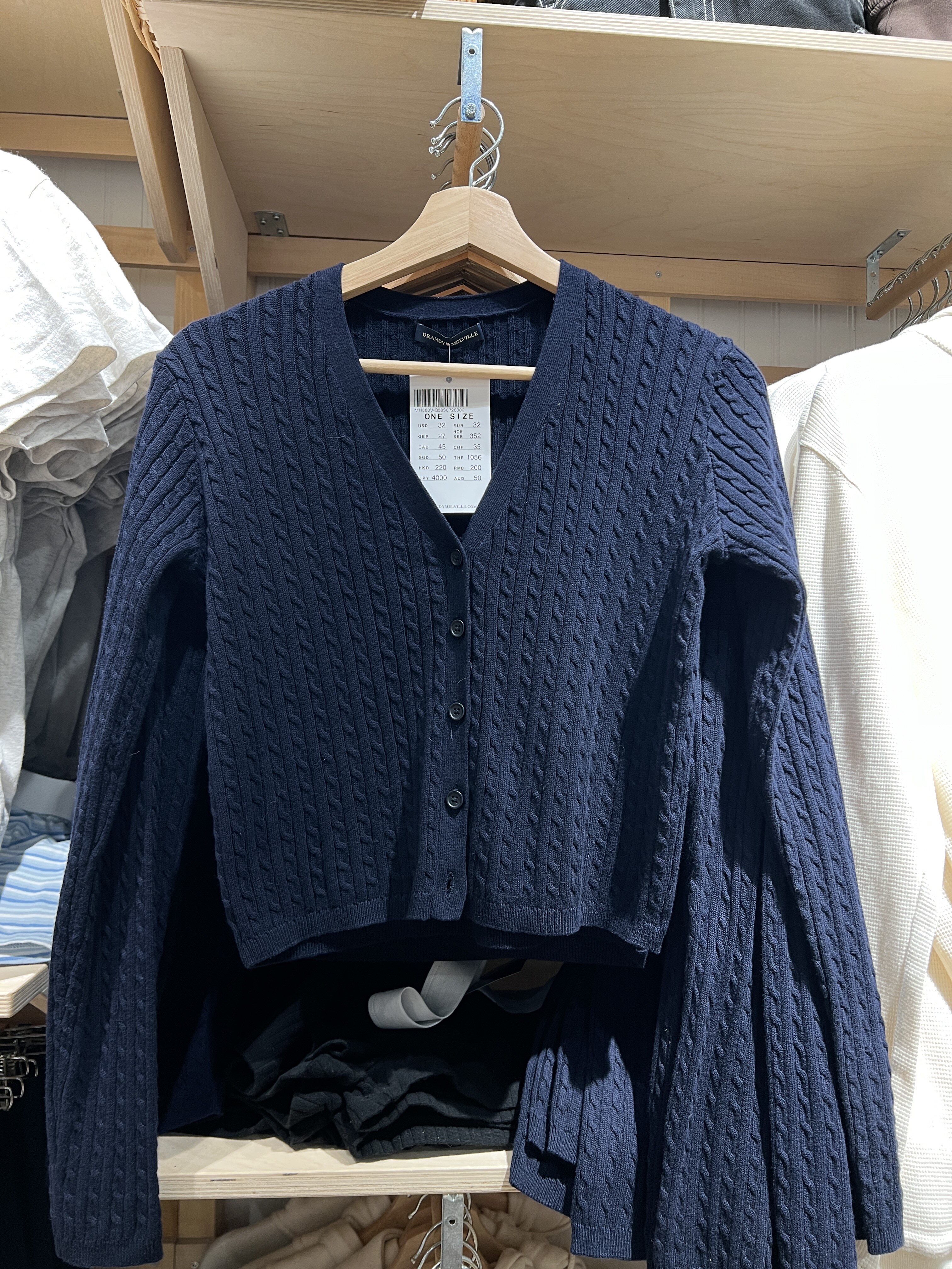 bm麻花针织衫开衫v领显瘦国内正品代购BrandyMelville