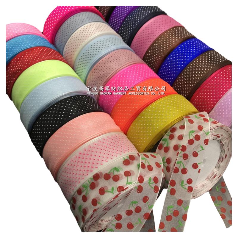 Round Polo Dot Strawberry Snow Yarn Ribbon with satin Ribbon Cake Flower Bouquet Gift Box Packed Snowspun with Decorative Ribbon Rope