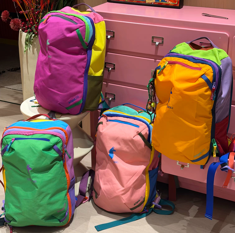Popoglow Dopamine Color-Blocking 28L Backpack Large-Capacity Hiking Bag