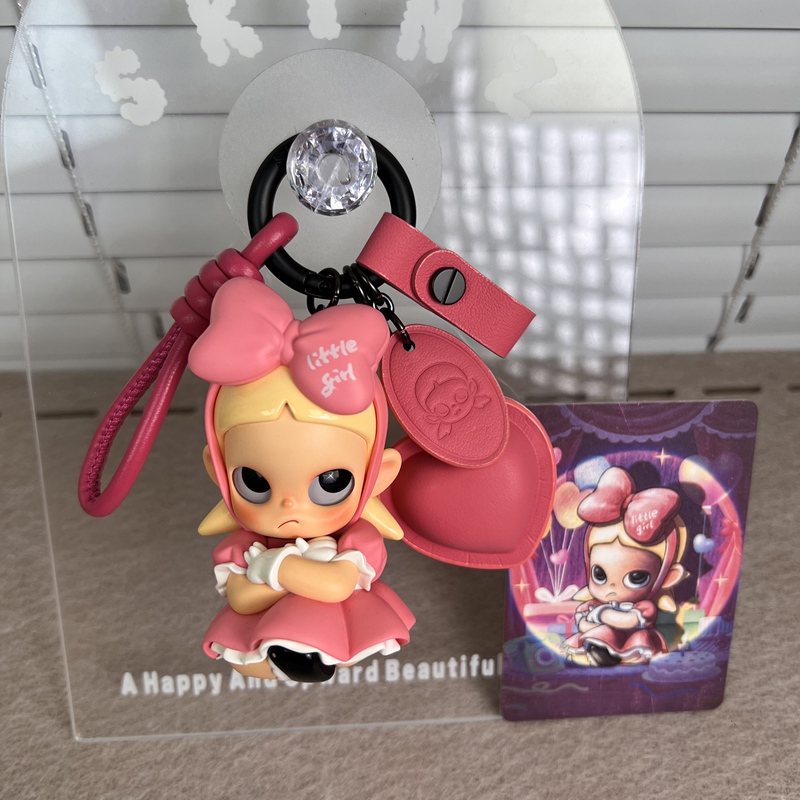 Zisga Gazi Sister Is More Than Just Cute, She's an Angry Princess with Genuine Leather Accessories, Bag Charms, Keychains, Gifts, and Authentic Trendy Toys