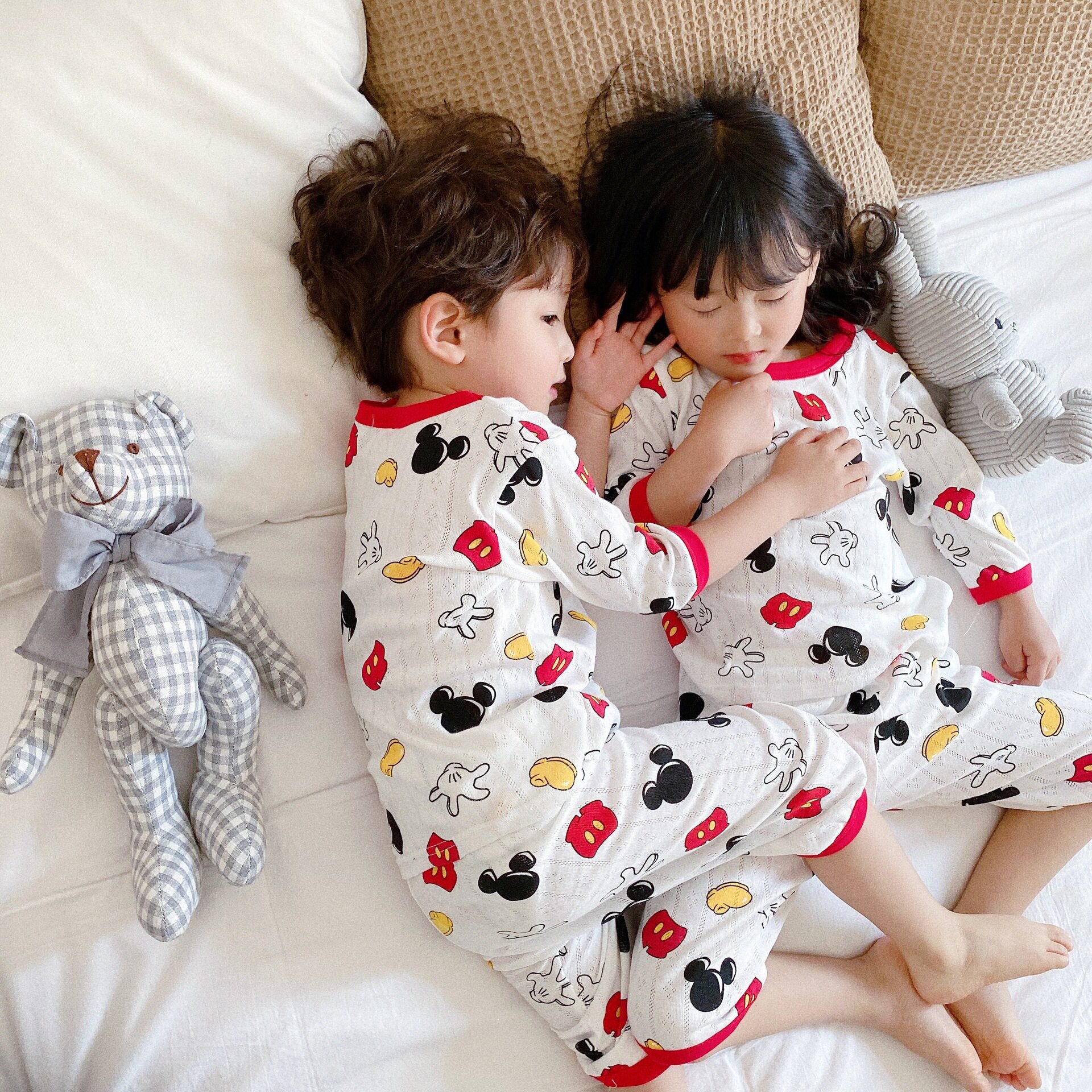 Children's A class will suck homewear men's and women's cotton cartoon pajama pants set 3 baby mid-sleeve five-point pants air conditioning suit