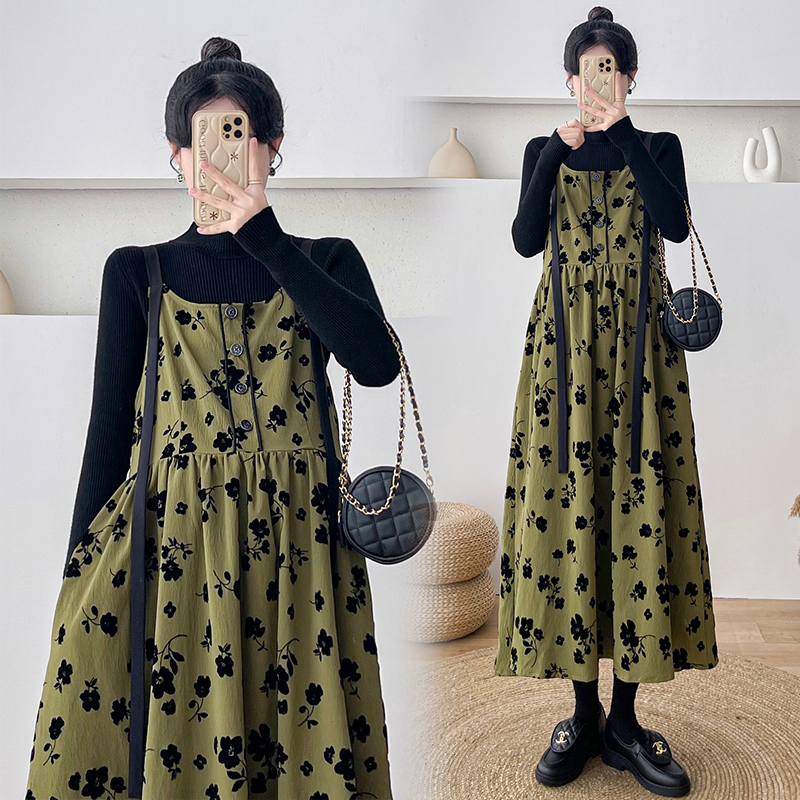 春の新作韓国マタニティウェア ゆったりスリム ツーピースドレス トレンディママ 花柄スカート + ボトムシャツセット