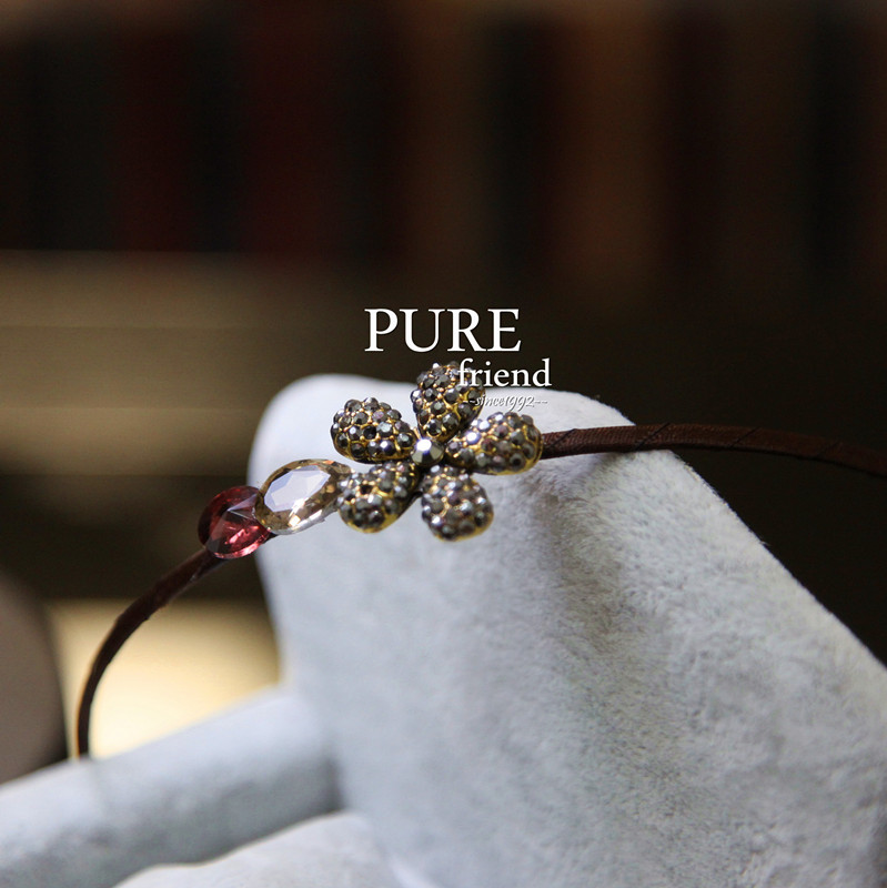 法式优雅的点睛之笔：奈斯NS101白色花朵水晶发箍