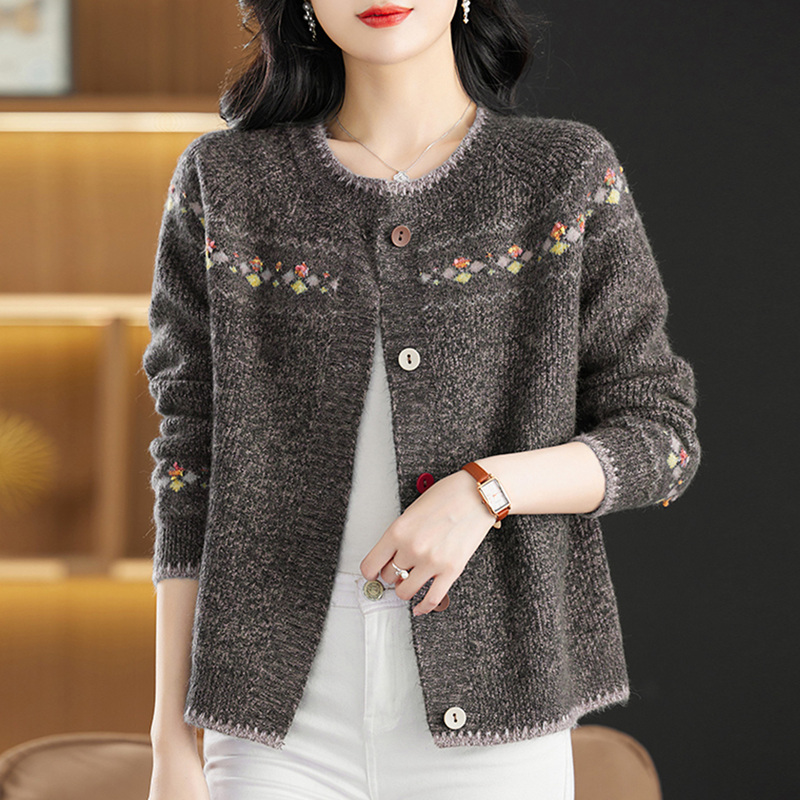 Fashionable Wool Cardigan for Women 2026 Spring and Autum New Loose Large Size Retro Cashmere Knitted Sweater Jacket