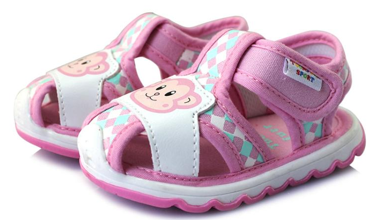 宝宝多大穿学步鞋?_每日推荐【惠品折】