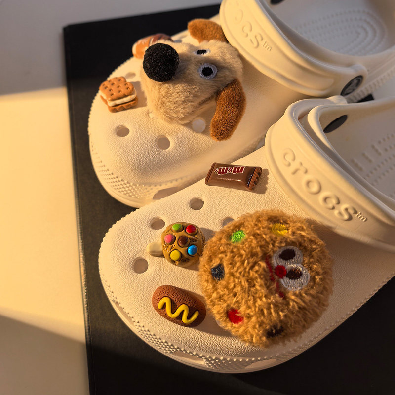 Winter Clogs Plush Shoe Flower Accessories Shoe Buckles Suitable for Crocs High-End DIY Accessories Winter Clogs Plush Shoe Flower Accessories Shoe Buckles Suitable for Crocs High-End DIY Accessories