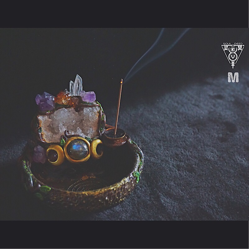 (Lingchi Fabrication Society) White Crystal Lafeldspar Household Indoor Pure Copper Tarpai Purifying Air Smoked Incense props-Taobao