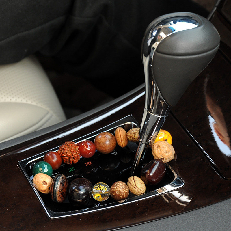 Bodhi child car pendant flat Buddha beads Car interior hanging jewelry in line with wood protective rear mirror gear beads