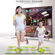 Hồng Tai nhảy đôi thể dục yoga chạy 64 HD 4K không dây trò chơi thể thao somatosensory thiết bị thể dục - Dance pad
