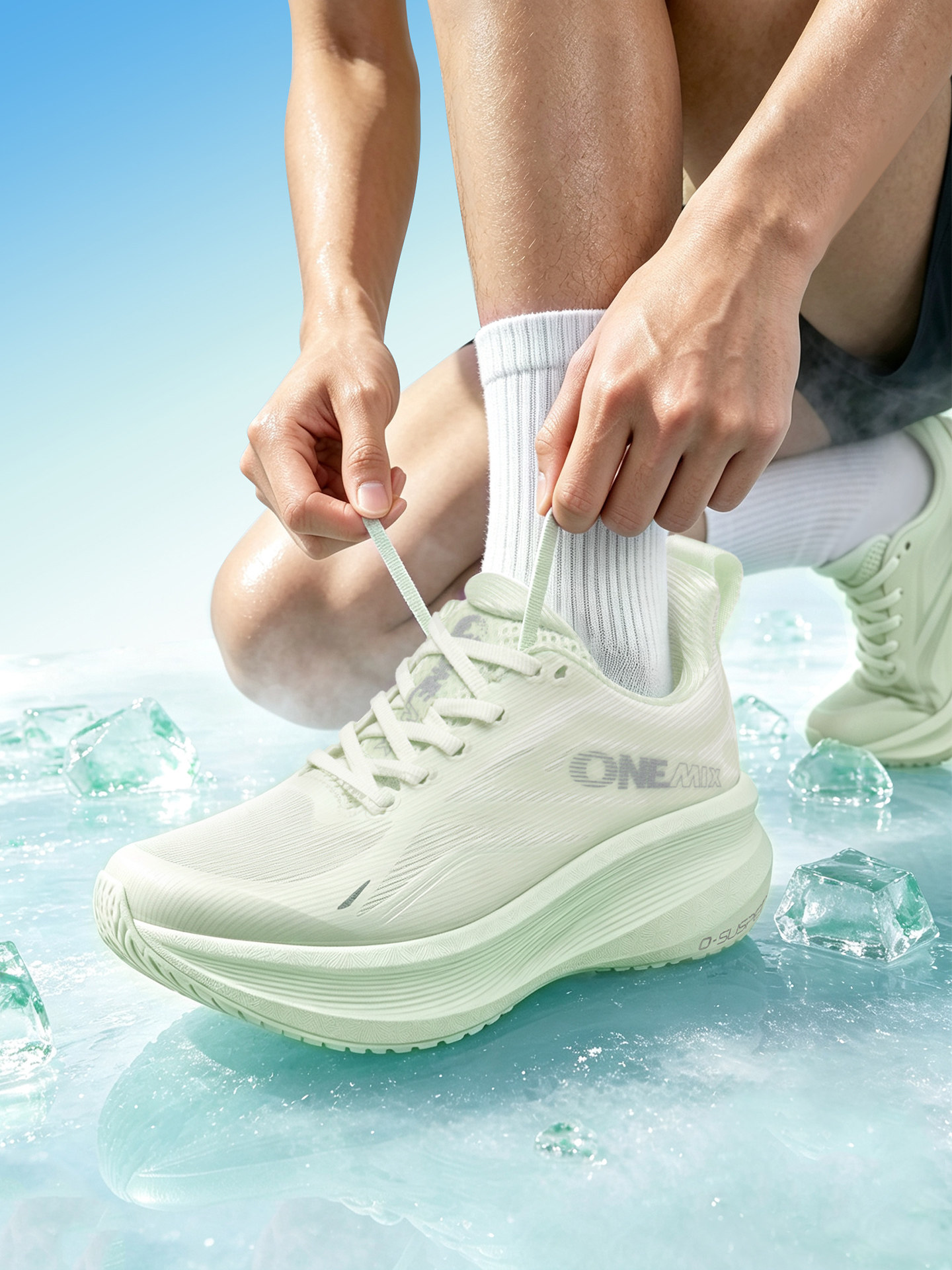 Onemix summer cool running shoes mesh breathable sports shoes men's lightweight shock-absorbing casual women's shoes
