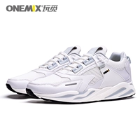 Серебристо-серый