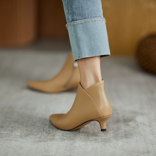 Martens, высокие короткие сапоги с заостренным носом в английском стиле, ботинки, из натуральной кожи, в британском стиле