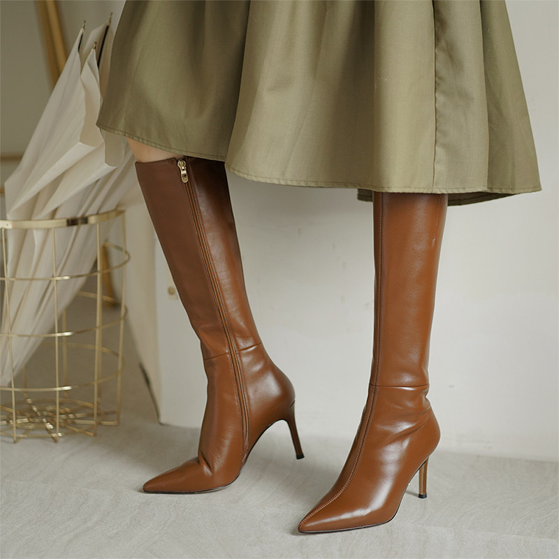 H H Shoes, all-bull leather tip boots, single boots, can't keep up with a small knee high heel shoe