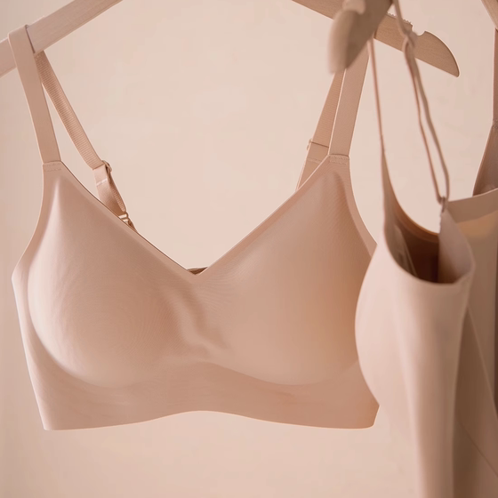 Liquid Foundation Invisible Lingerie Upgrade Version 2.0 Comic Cup/Bra Slap INNER YES Scared Skin Tone
