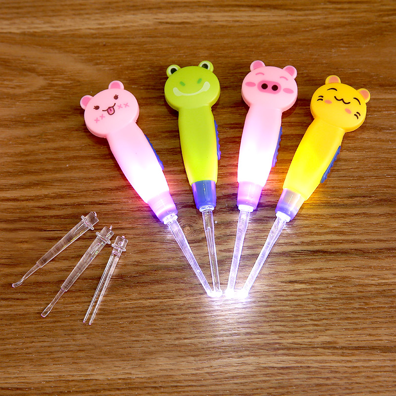 Luminous dig earpick Three sets of adult hollowing out ear tools suit children's earburette ears clean out of the ear spoons