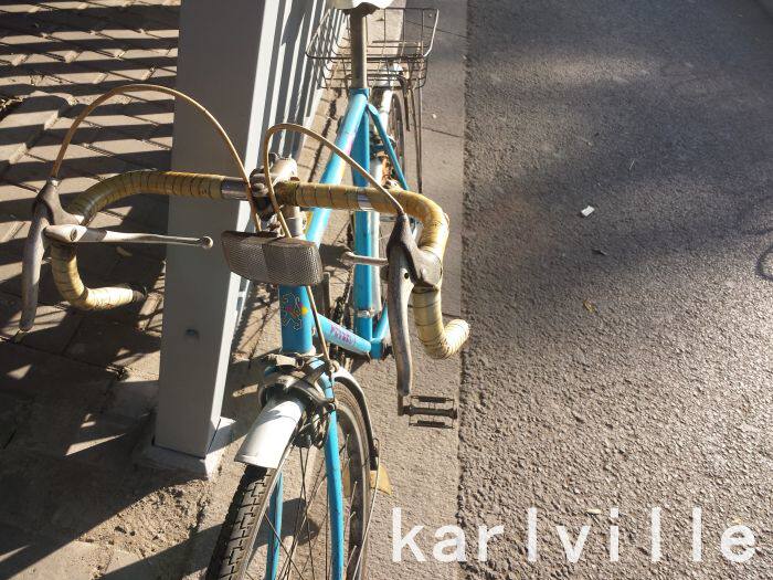 french 1970 small sports car road bike peugeot white ru peugeot