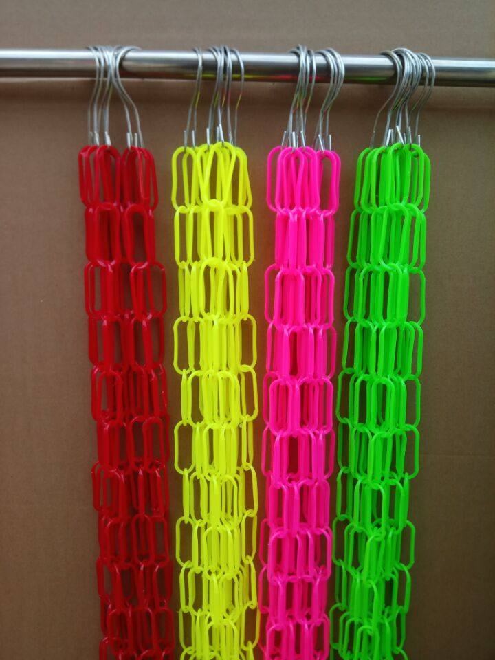 Plastic Chain White Leather Thickened Strips Clothing Prop Connection Strips Hanging Hanger Iron Necklace