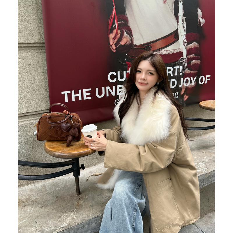 Mousse Pike Barn-Style Workwear Detachable Cashmere Goose down Parka Coat Fur Jacket for Women Trendy Mousse Pike Barn-Style Workwear Detachable Cashmere Goose down Parka Coat Fur Jacket for Women Trendy