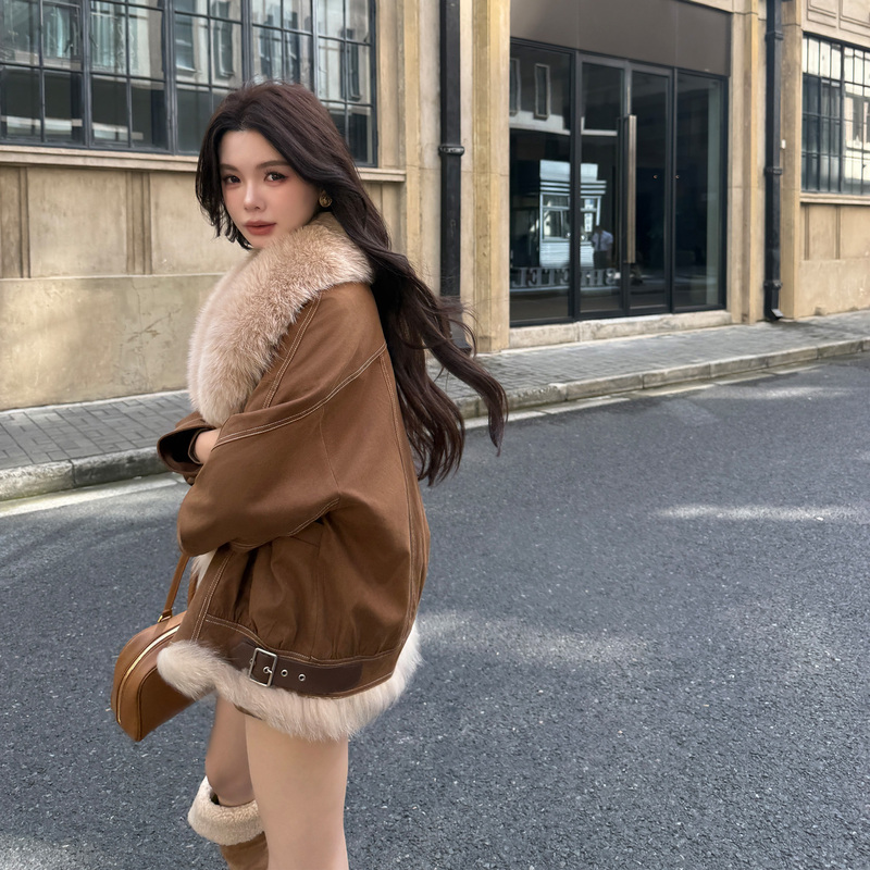 Old Money Style Suit Collar Fox Fur Collar Goose down Parka Fur Coat for Women, New Winter Model