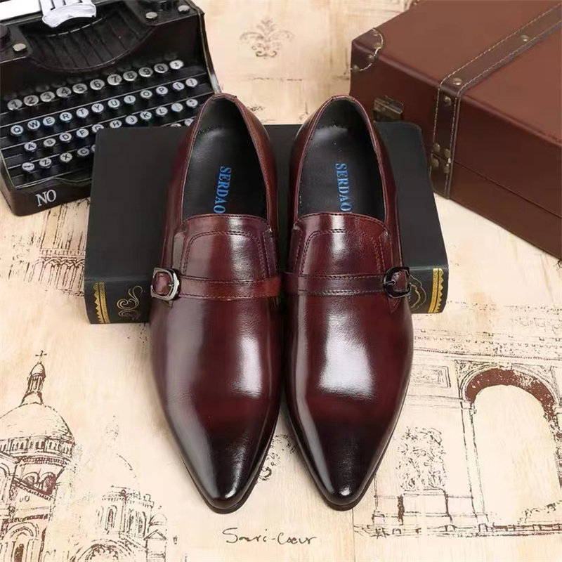Spring and Autumn Explosion Style European Version Buckle Leather Shoes Men's Pointed Toe Leather British Korean Version Trendy Slip On Horsebit Buckle Horseshoe Buckle