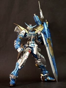 Bandai Gundam MG1 / 100 Blue Heresy Blue Fan Mô hình Gundam với Khung đúc mạ điện - Gundam / Mech Model / Robot / Transformers