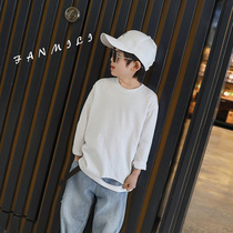 Childrens spring clothing long sleeve T-shirt 2021 new medium and large children Korean base shirt boy hole white spring and autumn childrens clothing