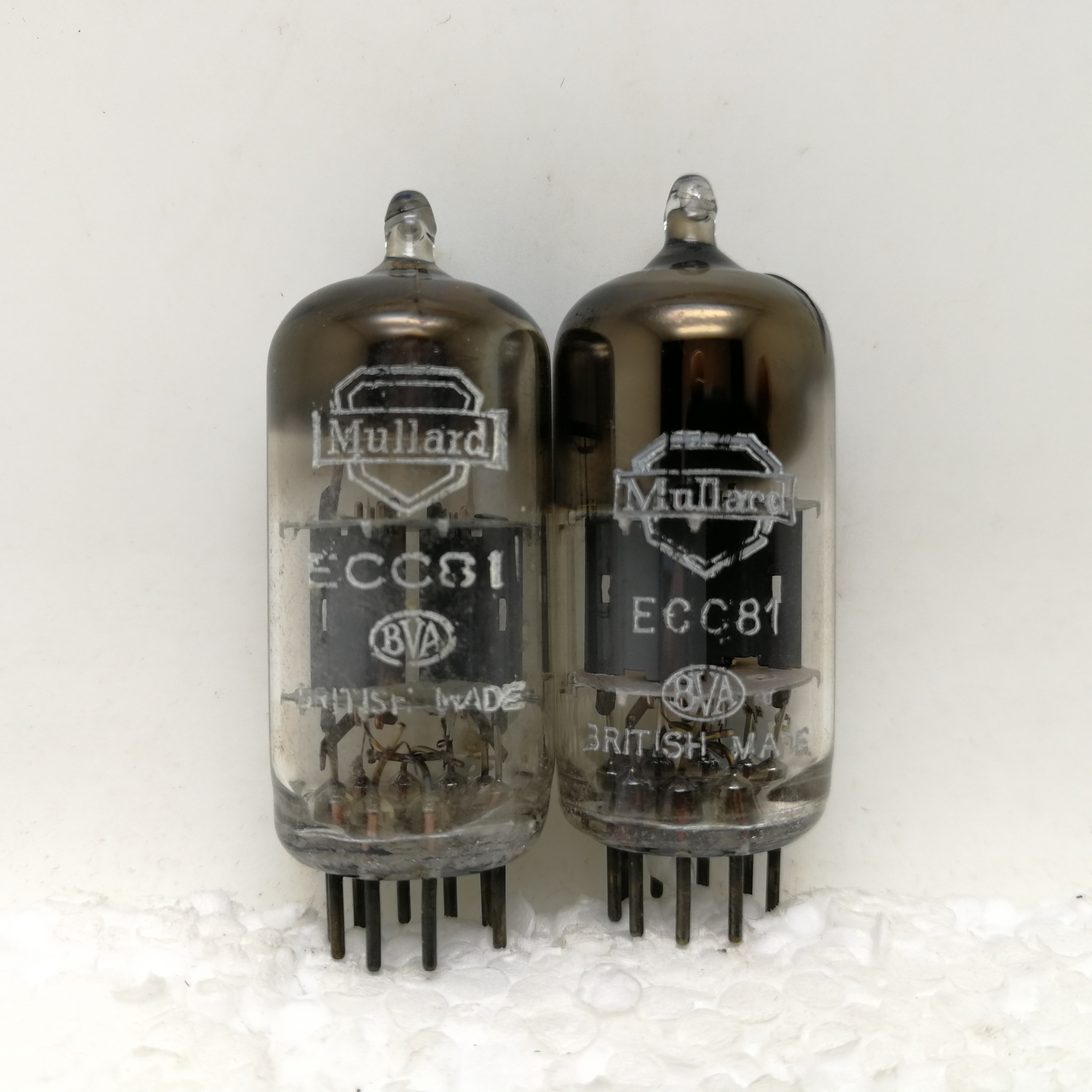 New British Mullard ECC81 12AT7 tubes from the early 1950s