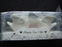 Wedding ceramic doll pair of bride and groom wedding doll newcomer wedding spot physical shooting