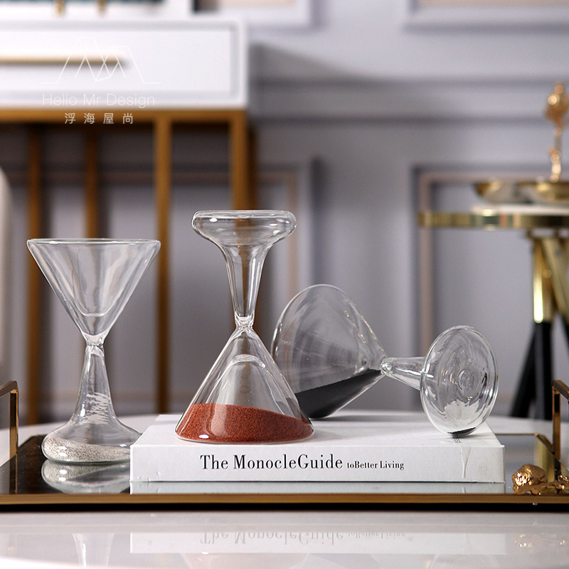 Modern minimalist glass hourglass hourglass Pendulum Piece Eurostyle Creative Wine Glass Type Hourglass House Ornament Gift Furnishing