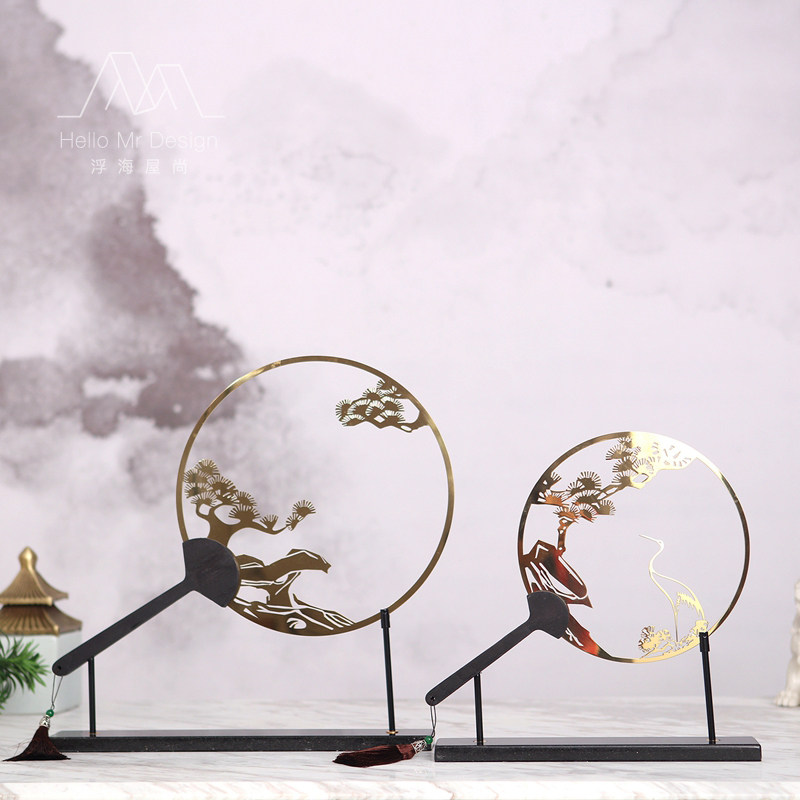 New Chinese-style Fan Pine Crane Yen Year Decoration Creative Pendulum Villa-Like Board Room Hotel Genguan TV Cabinet Craft Gift Hem