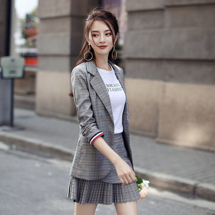 2018秋装新款女西服套装格子韩版ins休闲小西