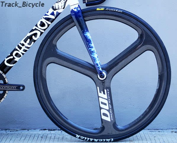 TRACK Solid Tooth Club DOE Carbon Fiber Dead Flying Insect Three Insect Carbon Dead Flying Three Knife Wheel Set